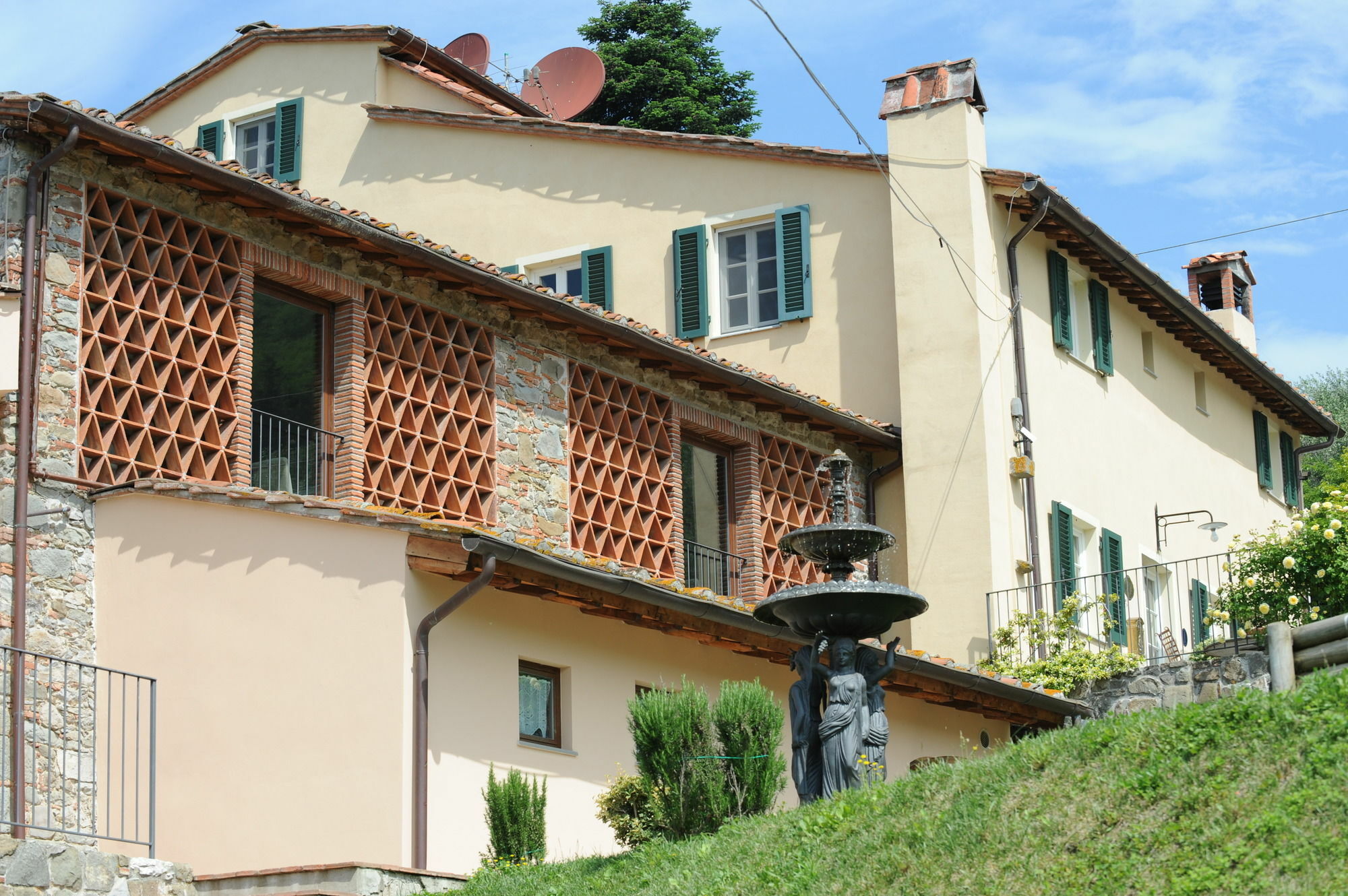 Tenuta San Pietro Luxury Hotel Λούκα Εξωτερικό φωτογραφία